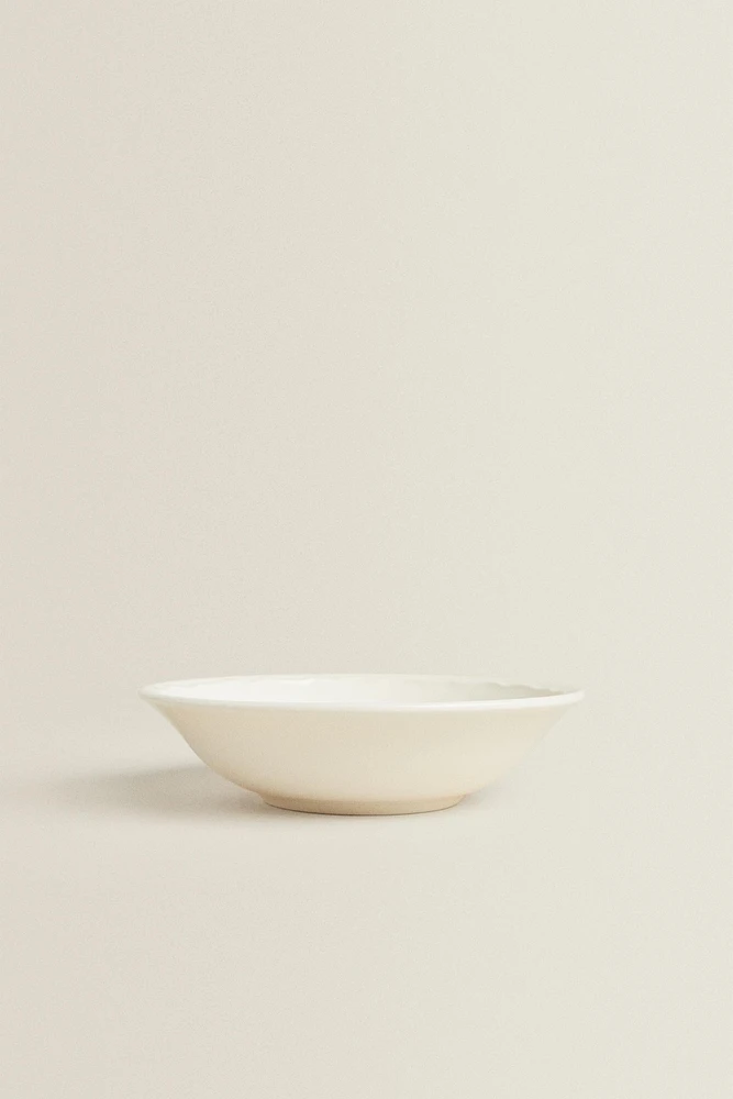 EARTHENWARE BOWL WITH RAISED-DESIGN EDGE