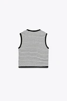 BUTTONED JACQUARD VEST TOP