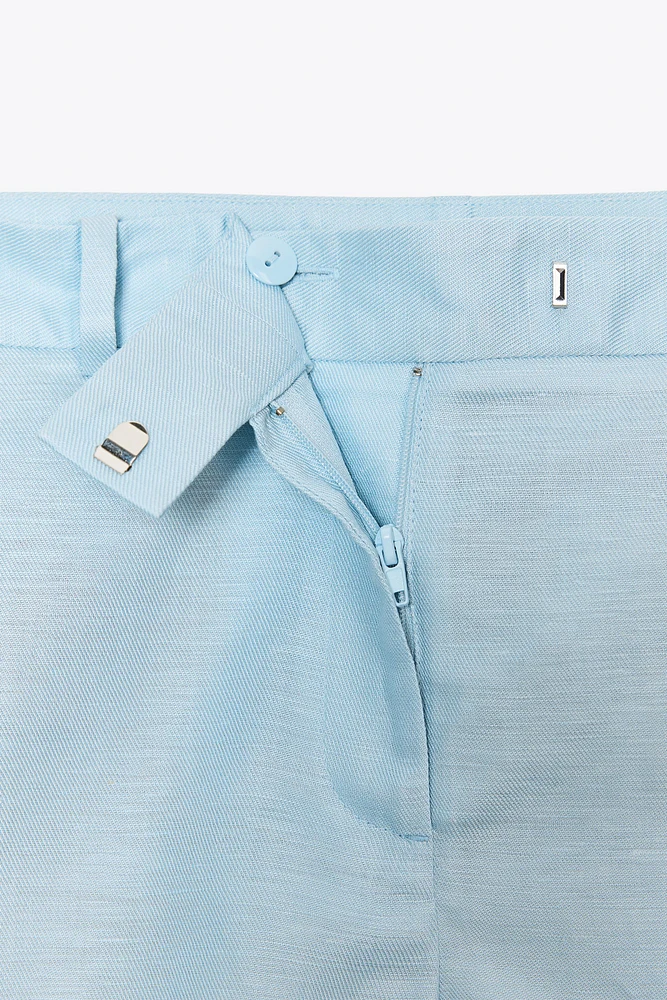 BERMUDA TAILLE MOYENNE AVEC LIN