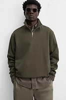 QUARTER ZIP SWEATSHIRT