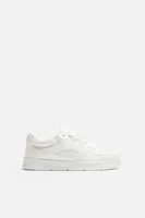 RETRO STYLE SNEAKERS