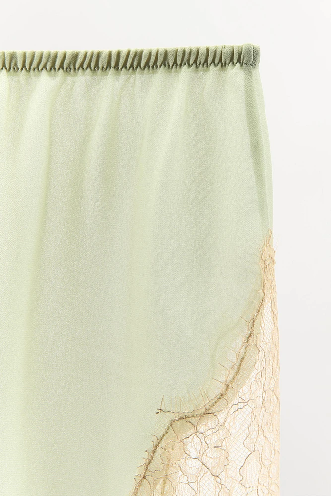 SHORT STYLE LINGERIE DENTELLE