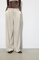 PLEATED WIDE LEG PANTS