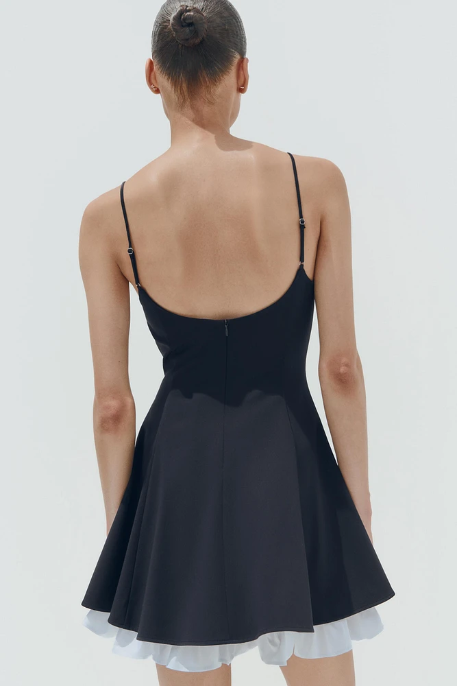 TRIM SHORT DRESS