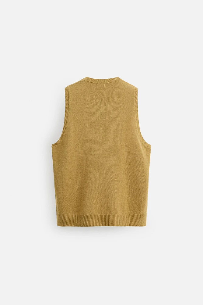 KNIT VEST