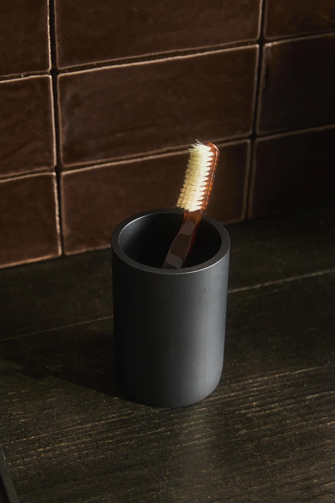 BLACK RESIN TOOTHBRUSH CUP