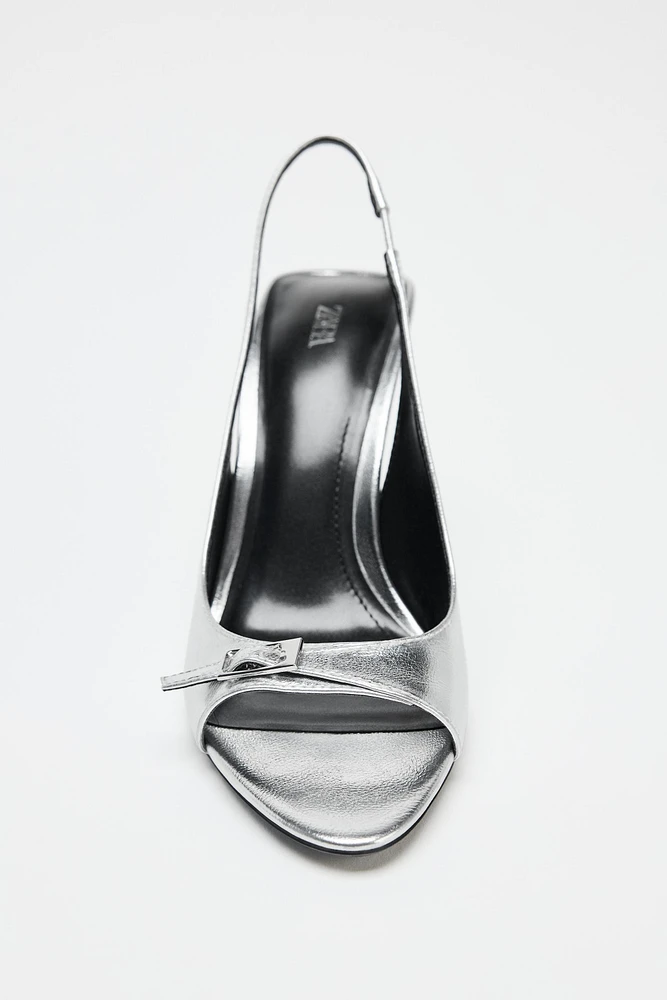 METALLIC EFFECT HEELED SANDALS