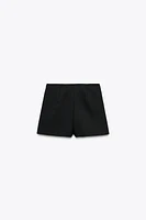 RAISED BUTTON SKORT