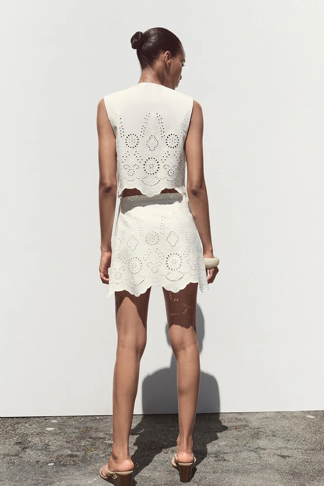 JUPE-CULOTTE BRODERIES PERFORÉES