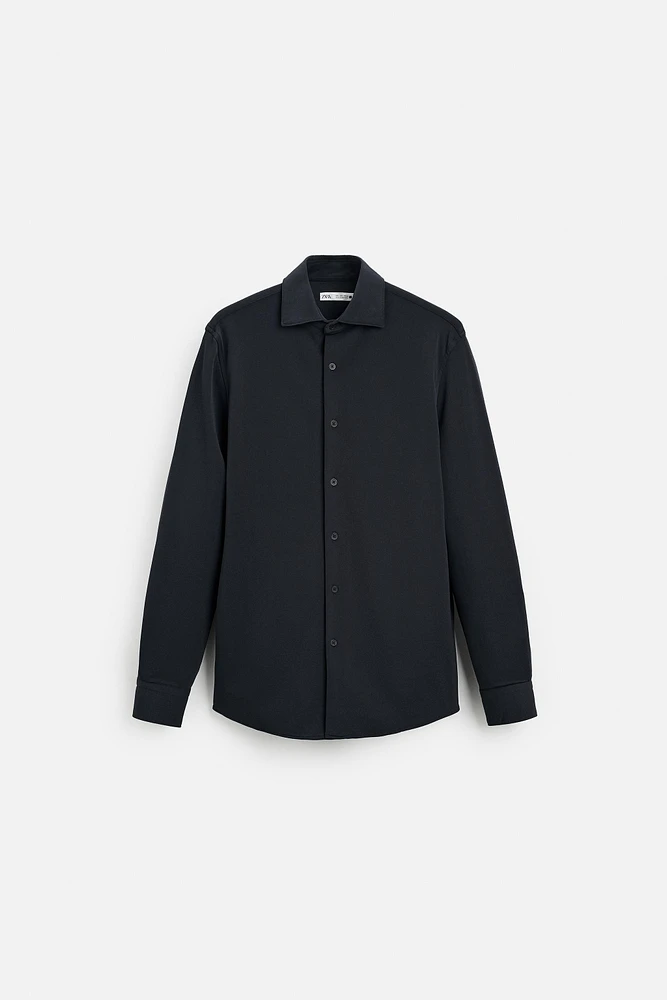 TEXTURED STRETCH SHIRT