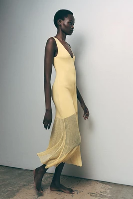 ROBE EN MAILLE CÔTELÉE COMBINÉE