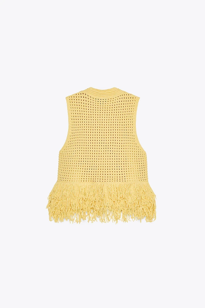 TOP EN MAILLE QUADRILLÉ À FRANGES