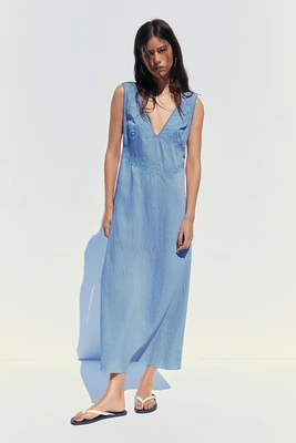 EMBROIDERED MIDI DRESS