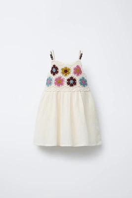ROBE EN MAILLE CROCHET ET FANTAISIE