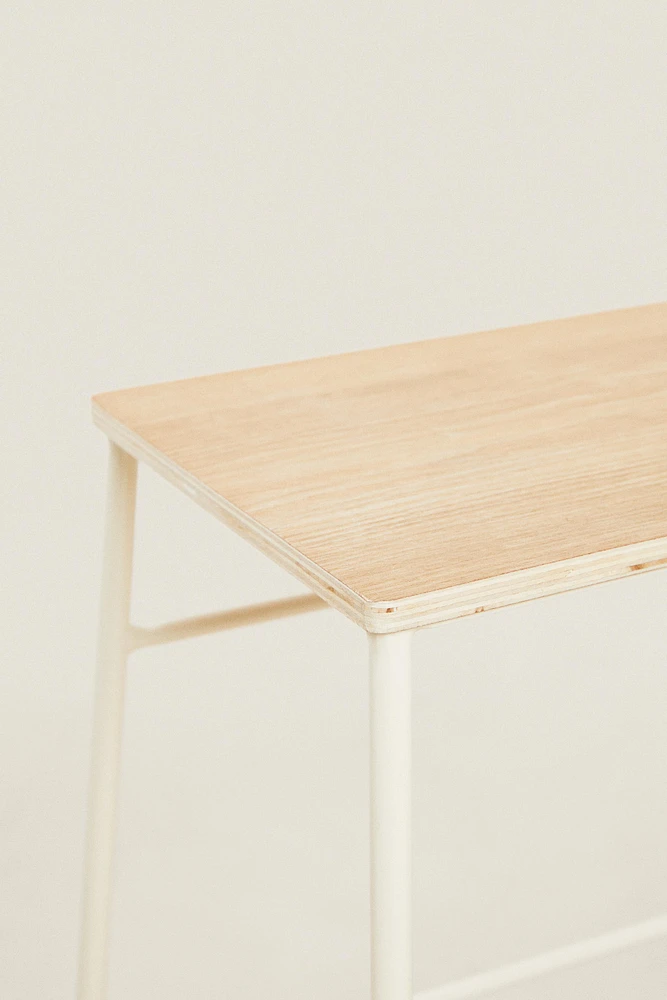 WOOD STOOL | LADDER