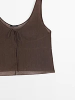 Lightweight top with ties