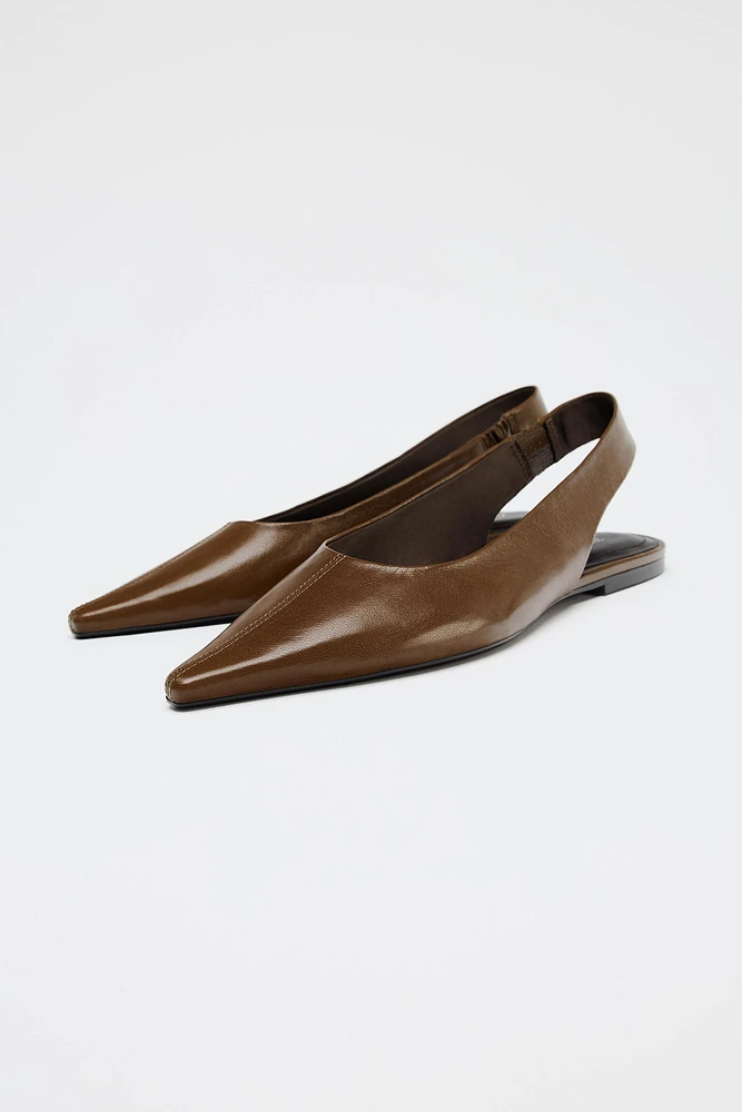 BALLERINES EN CUIR OUVERTES À L'ARRIÈRE AVEC BOUT POINTU