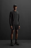 LONG SLEEVE PERFORATED T-SHIRT