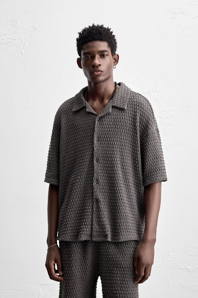 IRREGULAR TEXTURED SHIRT