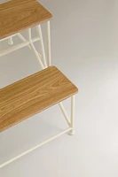 THREE-STEP LADDER STOOL