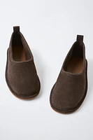 LEATHER SLIPPERS