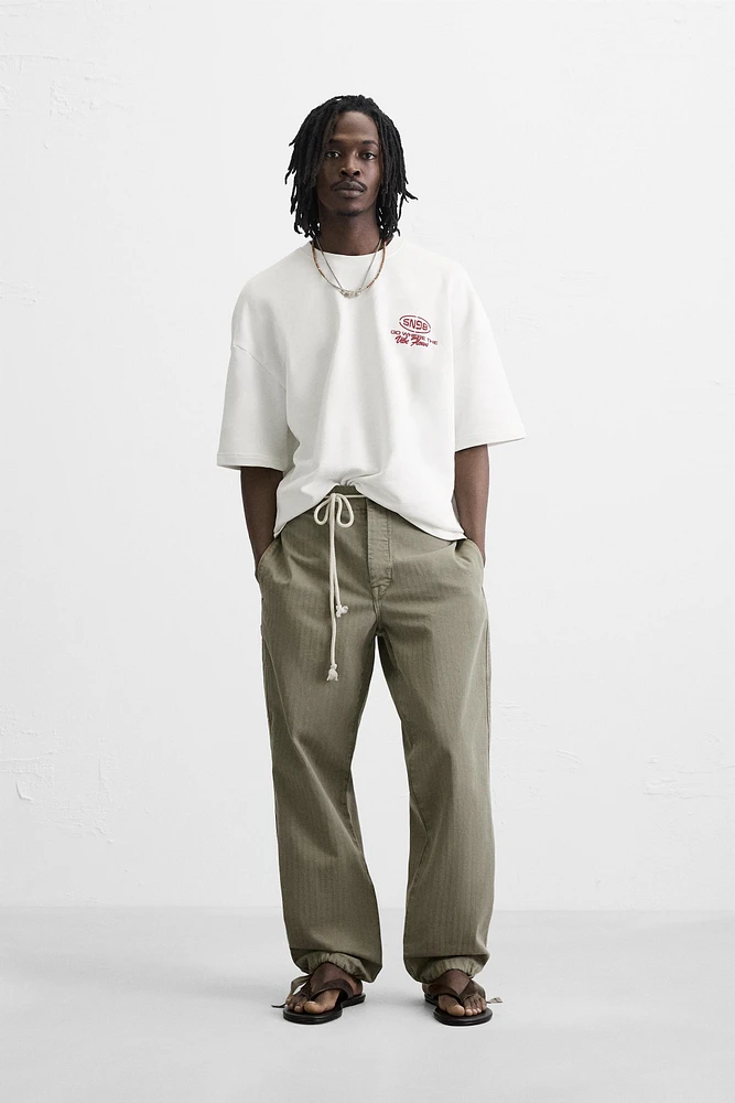 T-SHIRT IMPRIMÉS EN MATIÈRES VARIÉES