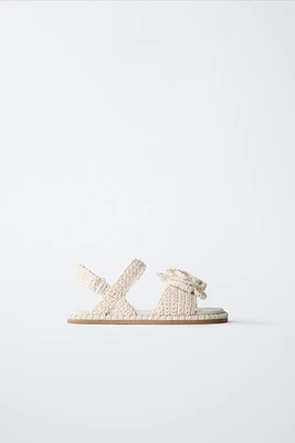 CROCHET FLOWER SANDALS