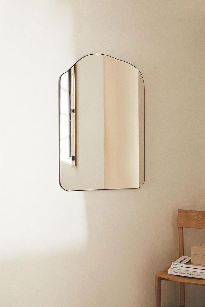 ASYMMETRIC WALL MIRROR