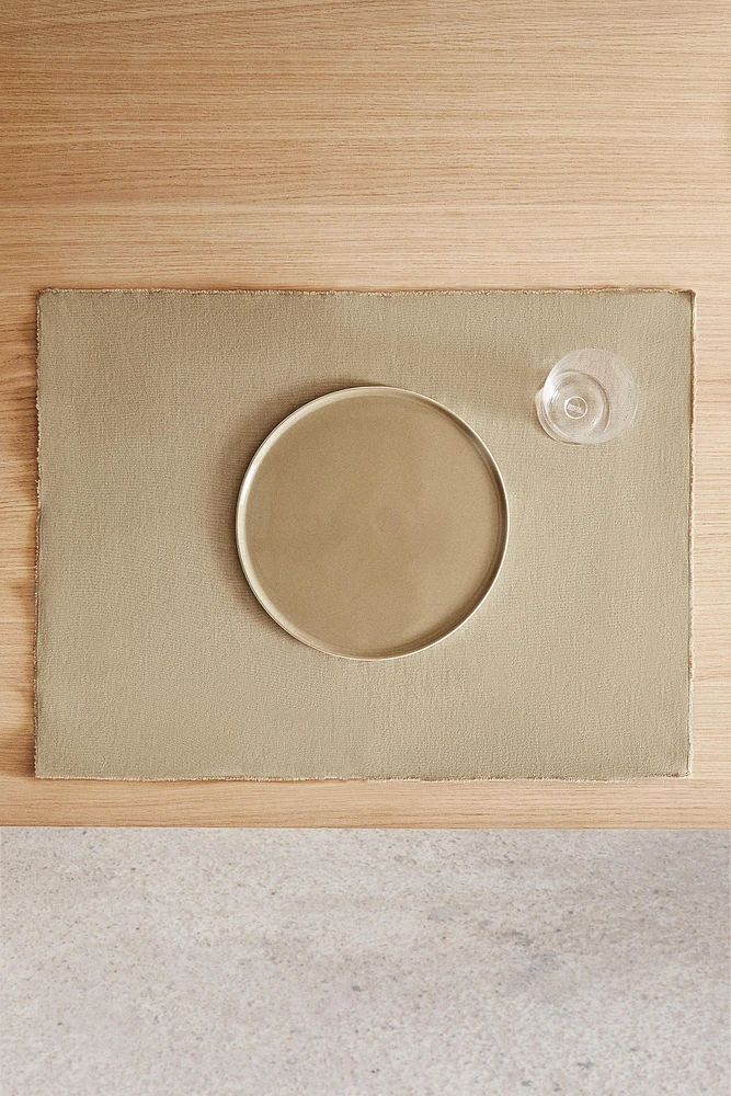 PLACEMAT 01