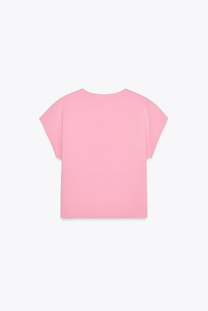 HEART BUTTON KNIT TOP