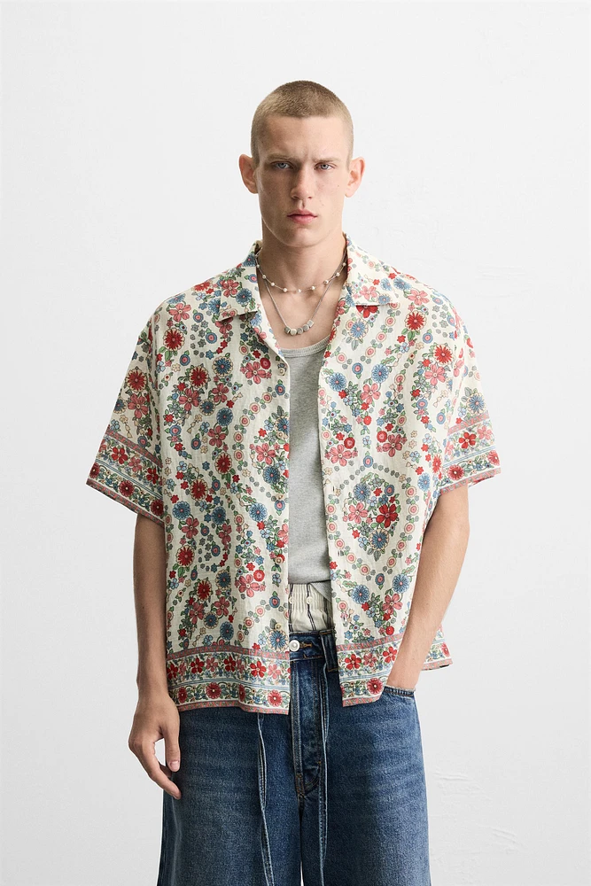 CHEMISE À IMPRIMÉ FLORAL