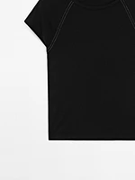 T-shirt manches courtes coutures contrastantes