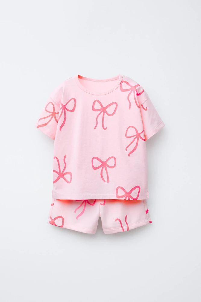 PRINTED T-SHIRT AND BERMUDA SET