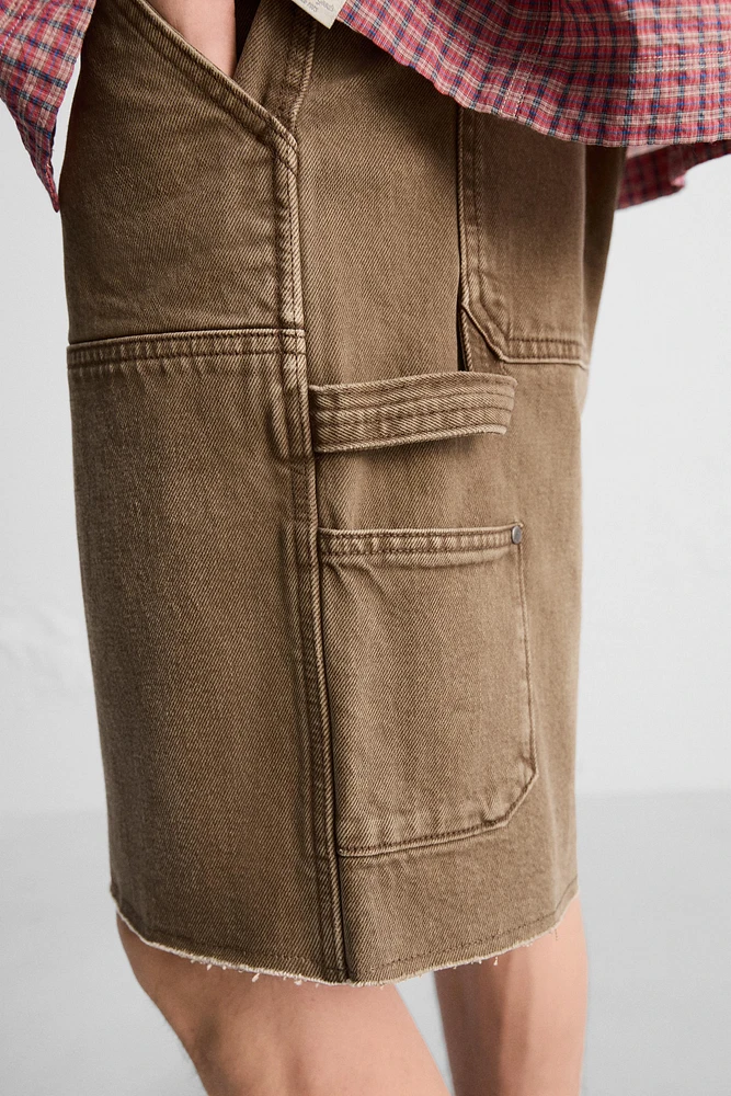 CARPENTER POCKET SHORTS