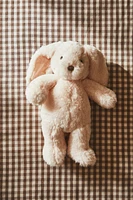 CHILDREN’S BUNNY PLUSH TOY