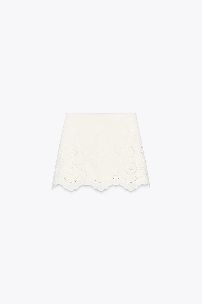 JUPE-CULOTTE BRODERIES PERFORÉES