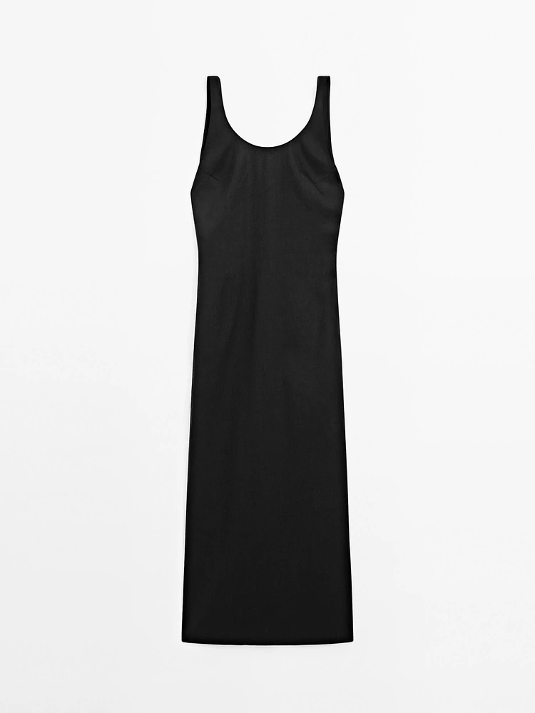 Midi dress with low-cut back