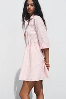 ROBE BRODÉE À EFFET GOMME