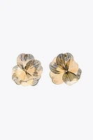 RAISED FLOWER EARRINGS