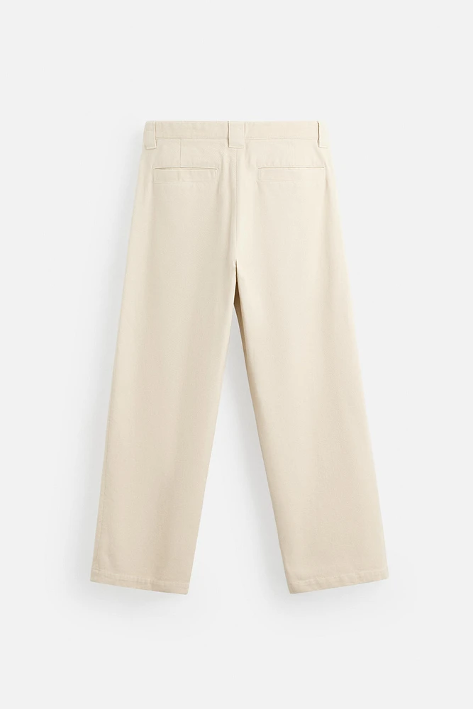 PLEATED STRAIGHT FIT PANTS