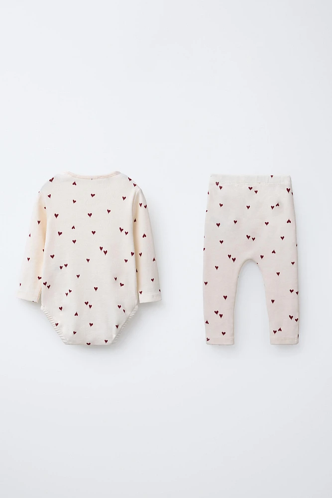 RIBBED HEARTS BODYSUIT AND LEGGINGS SET