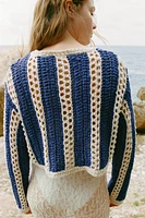 PULL COURT EN MAILLE CROCHET
