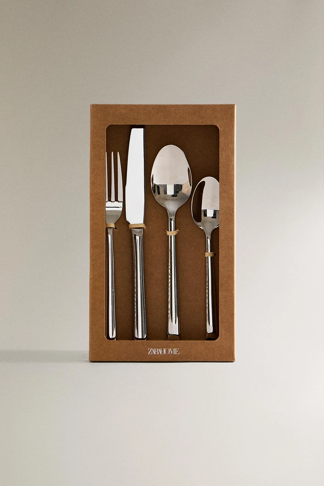 ENSEMBLE COUVERTS 4 PIÈCES ACIER FORGÉ