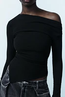 ASYMMETRICAL STRETCH TOP