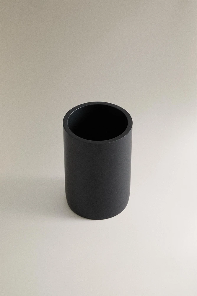 BLACK RESIN TOOTHBRUSH CUP