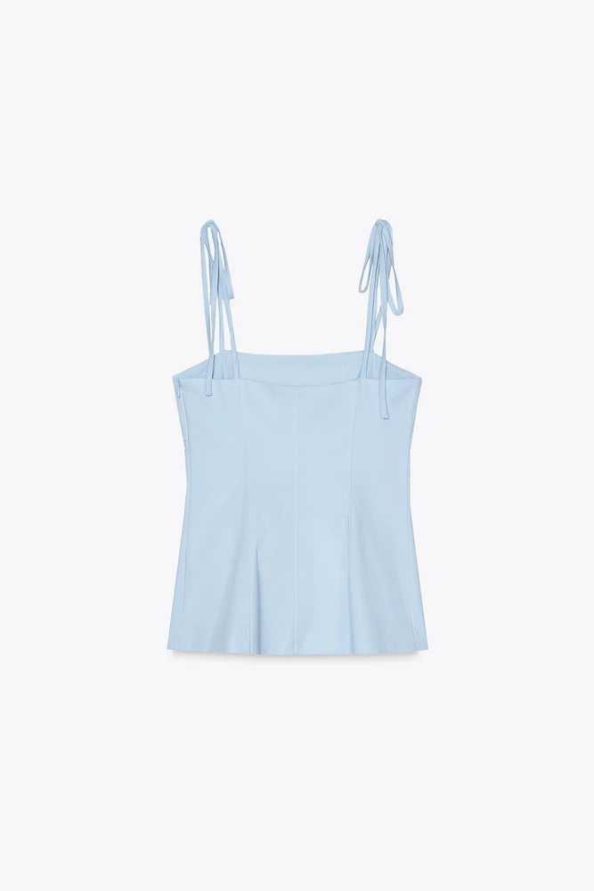 FITTED TIE TOP