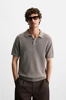 POLO EN MAILLE STRUCTURE CONTRASTÉE