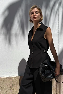 BELTED CREPE SHIRT