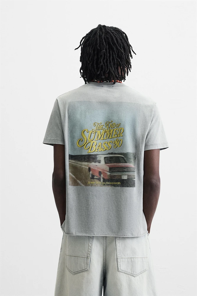 T-SHIRT IMPRIMÉ EN MATIÈRES VARIÉES