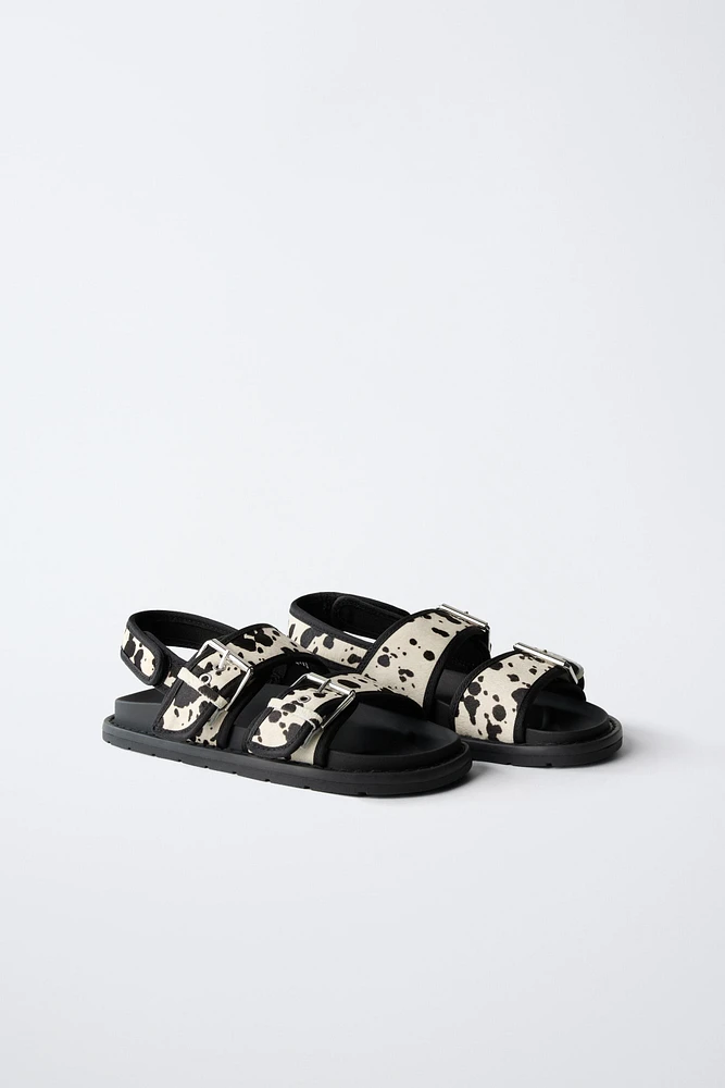 ANIMAL PRINT LEATHER SANDALS